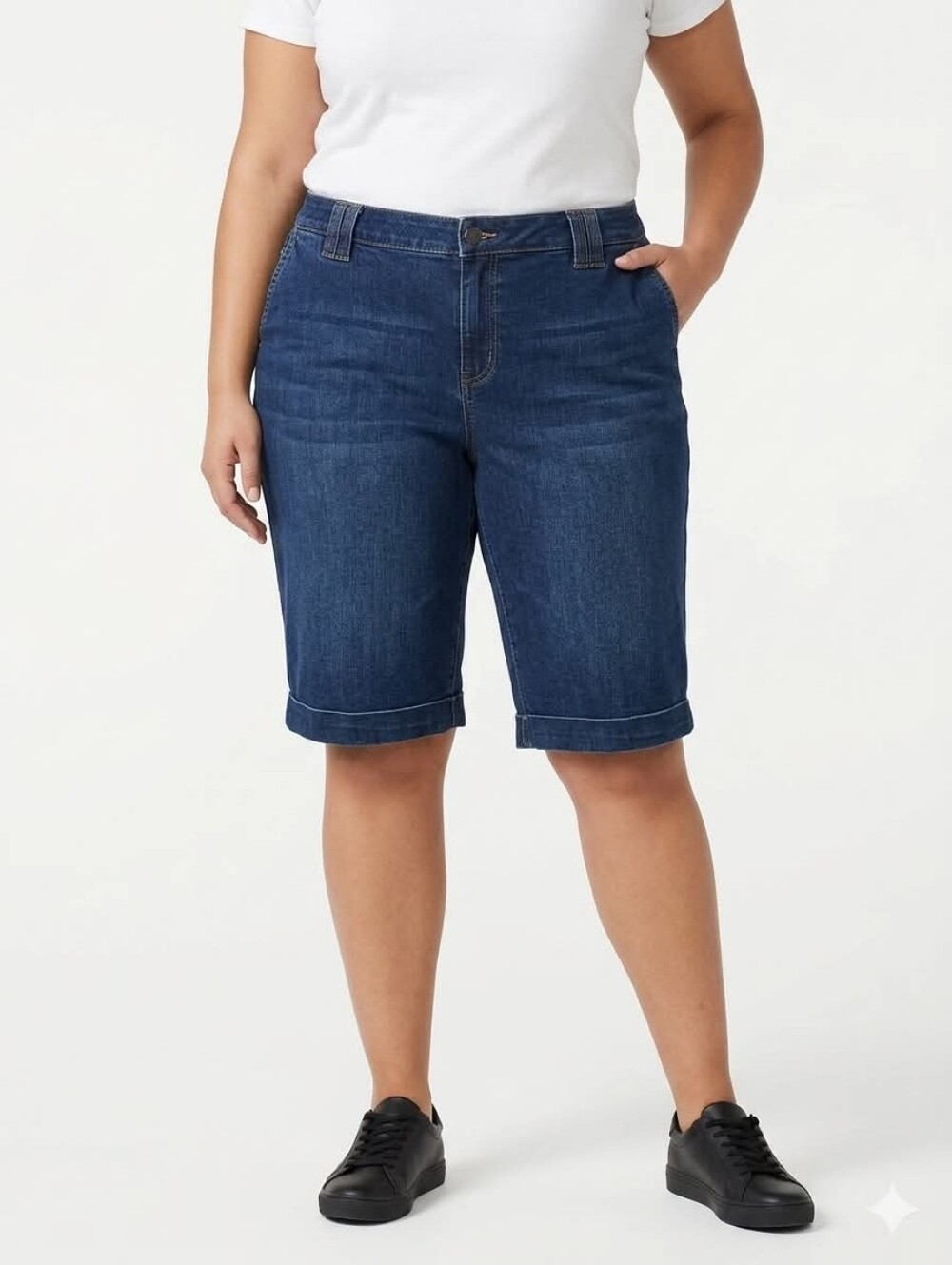 Izod Women's Shorts Denim Bermuda Vintage Size 18W